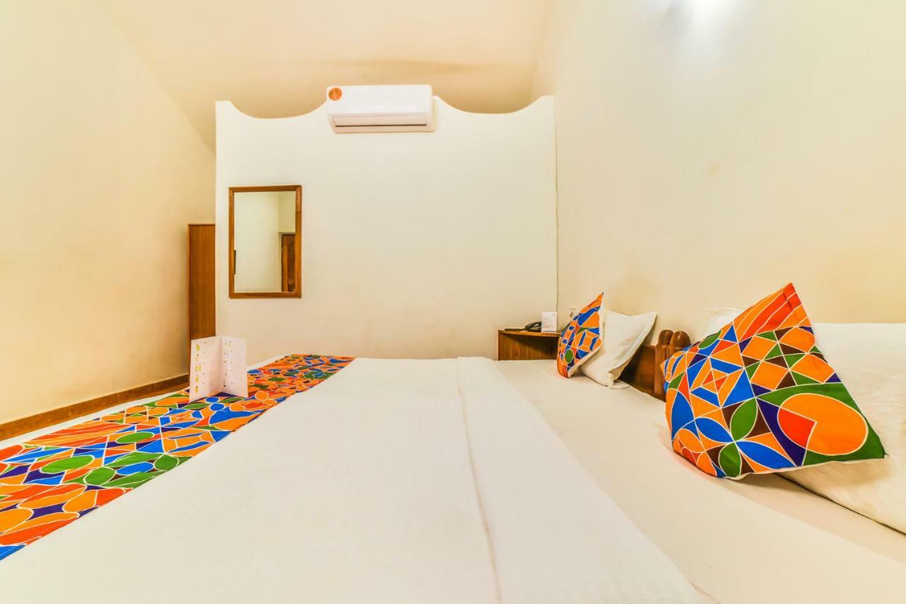 Fabhotel Yoyo Cottage With Pool - Nr Chapora Fort 바가토르 외부 사진
