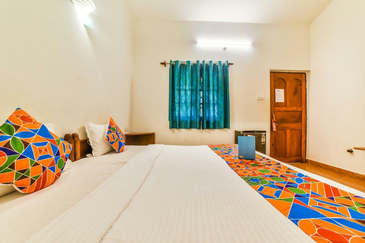Fabhotel Yoyo Cottage With Pool - Nr Chapora Fort 바가토르 외부 사진