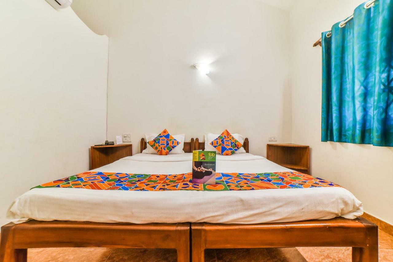 Fabhotel Yoyo Cottage With Pool - Nr Chapora Fort 바가토르 외부 사진